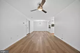 10021 Vanderbilt Cir, Rockville, MD 20850 - Photo 14