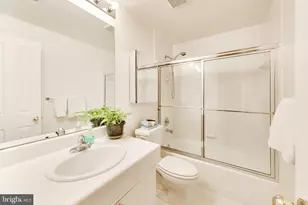 8011 Summer Mill Ct, Bethesda, MD 20817 - Photo 36