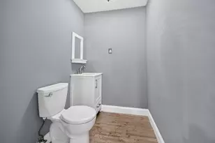 4 Honey Brook Cir, Gaithersburg, MD 20878 - Photo 44