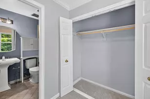 4 Honey Brook Cir, Gaithersburg, MD 20878 - Photo 34
