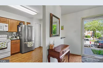11423 Berland Place, Germantown, MD 20876 - Photo 6