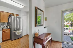 11423 Berland Pl, Germantown, MD 20876 - Photo 6