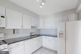 9900 Georgia Ave, Silver Spring, MD 20902 - Photo 12