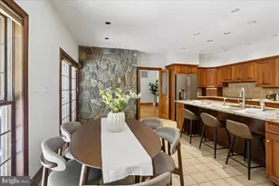 11720 Glen Ct, Potomac, MD 20854 - Photo 24