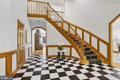 11720 Glen Court, Potomac, MD 20854 - Photo 4