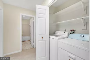 6 Pontiac Way, Gaithersburg, MD 20878 - Photo 32