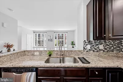 19848 Vaughn Landing Drive, Germantown, MD 20874 - Photo 6