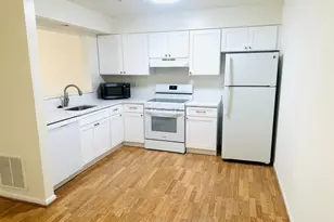 13906 Highstream Pl, Germantown, MD 20874 - Photo 2