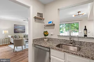 19948 Gateshead Cir, Germantown, MD 20876 - Photo 12