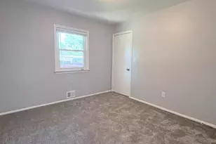 900 Neal Dr, Rockville, MD 20850 - Photo 14