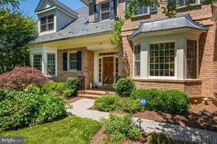 26 / 28 Beman Woods Ct, Potomac, MD 20854 - Photo 2