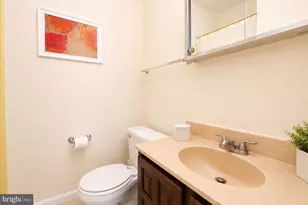 2518 Lindley Terrace, Rockville, MD 20850 - Photo 30