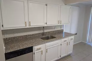 18022 Chalet Dr, Germantown, MD 20874 - Photo 4