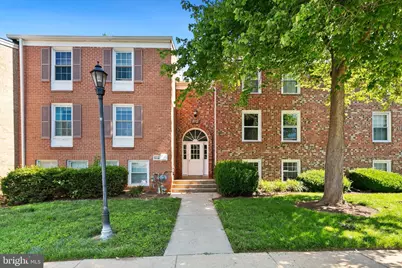 812 Quince Orchard Boulevard #T2, Gaithersburg, MD 20878 - Photo 1