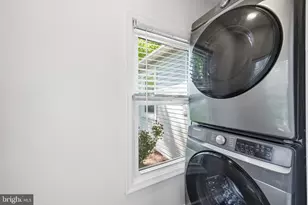 1011 Paul Dr, Rockville, MD 20851 - Photo 6
