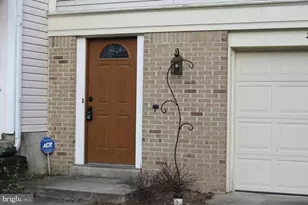 2208 Wimbledon Cir, Silver Spring, MD 20906 - Photo 2