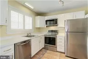 5042 Bradley Blvd, Chevy Chase, MD 20815 - Photo 10