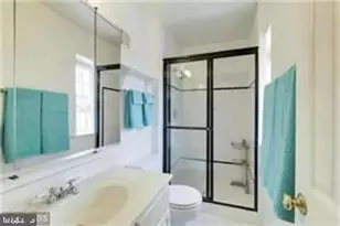 5042 Bradley Blvd, Chevy Chase, MD 20815 - Photo 14