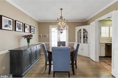 5042 Bradley Boulevard, Chevy Chase, MD 20815 - Photo 6