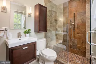 8719 Postoak Rd, Potomac, MD 20854 - Photo 20