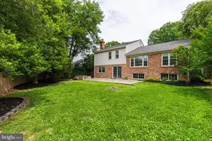 8719 Postoak Rd, Potomac, MD 20854 - Photo 48