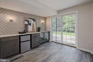 8719 Postoak Rd, Potomac, MD 20854 - Photo 36