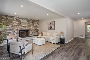 8719 Postoak Rd, Potomac, MD 20854 - Photo 32