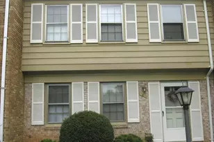4 Chantilly Ct, Rockville, MD 20850 - Photo 16