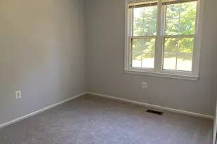4 Chantilly Ct, Rockville, MD 20850 - Photo 32