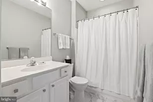 110 Chevy Chase St, Gaithersburg, MD 20878 - Photo 24