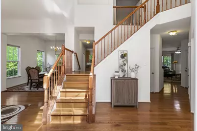 19121 Wheatfield Drive, Germantown, MD 20876 - Photo 4