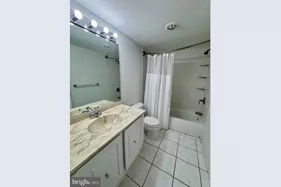 5225 Pooks Hill Rd #220N, Bethesda, MD 20814 - Photo 14