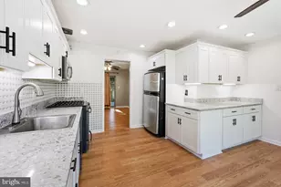 14905 Cobblestone Dr, Silver Spring, MD 20905 - Photo 10