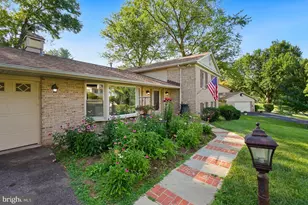 14905 Cobblestone Dr, Silver Spring, MD 20905 - Photo 2
