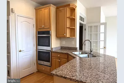 6130 Stonehenge #7, North Bethesda, MD 20852 - Photo 4