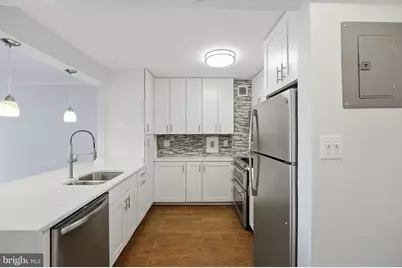 11801 Rockville Pike #807, Rockville, MD 20852 - Photo 4