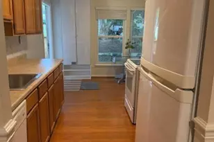 20121 Waterside Dr, Germantown, MD 20874 - Photo 10