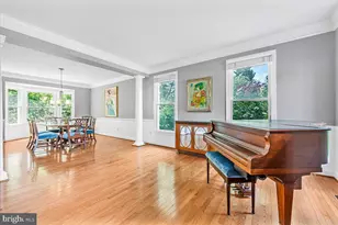 4 Deer Trail Ct, Gaithersburg, MD 20878 - Photo 8