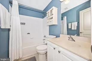 22405 Brook Point Way, Clarksburg, MD 20871 - Photo 32