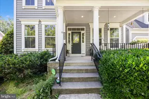 22405 Brook Point Way, Clarksburg, MD 20871 - Photo 2