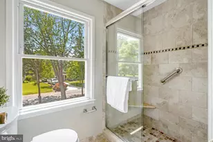 5125 Trailway Dr, Rockville, MD 20853 - Photo 40