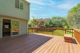 19130 Partridge Wood Dr, Germantown, MD 20874 - Photo 8