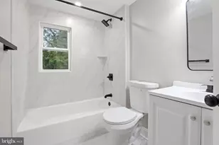 805 Langley Dr, Silver Spring, MD 20901 - Photo 28