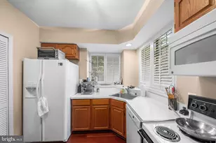 10800 Antigua Terrace, Rockville, MD 20852 - Photo 18