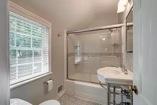 21 Kentbury Way, Bethesda, MD 20814 - Photo 18