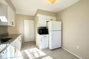 402 Carousel Ct, Gaithersburg, MD 20877 - Photo 10
