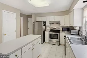 13429 Fairland Park Dr, Silver Spring, MD 20904 - Photo 14