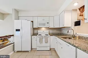 20526 Summersong Ln, Germantown, MD 20874 - Photo 12