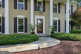 15113 Water Oak Dr, Darnestown, MD 20878 - Photo 2