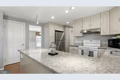 11201 Lake Breeze, North Potomac, MD 20878 - Photo 14